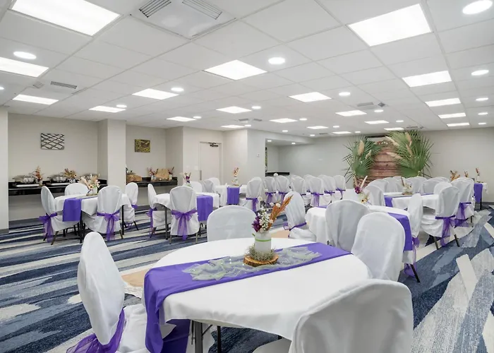 Comfort Inn & Suites New Orleans Airport North